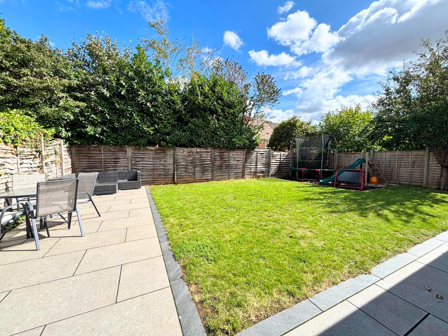 Villa Way, Wootton Fields