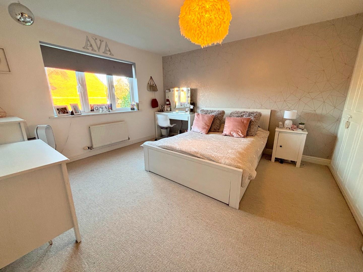 Spartan Close, Wootton Fields