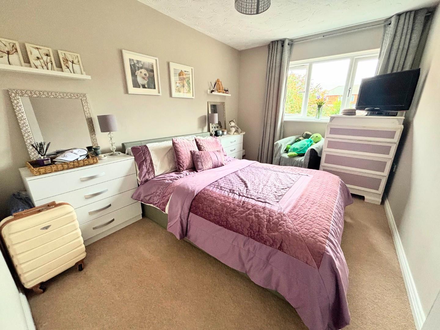 Farmers Close, Wootton Fields