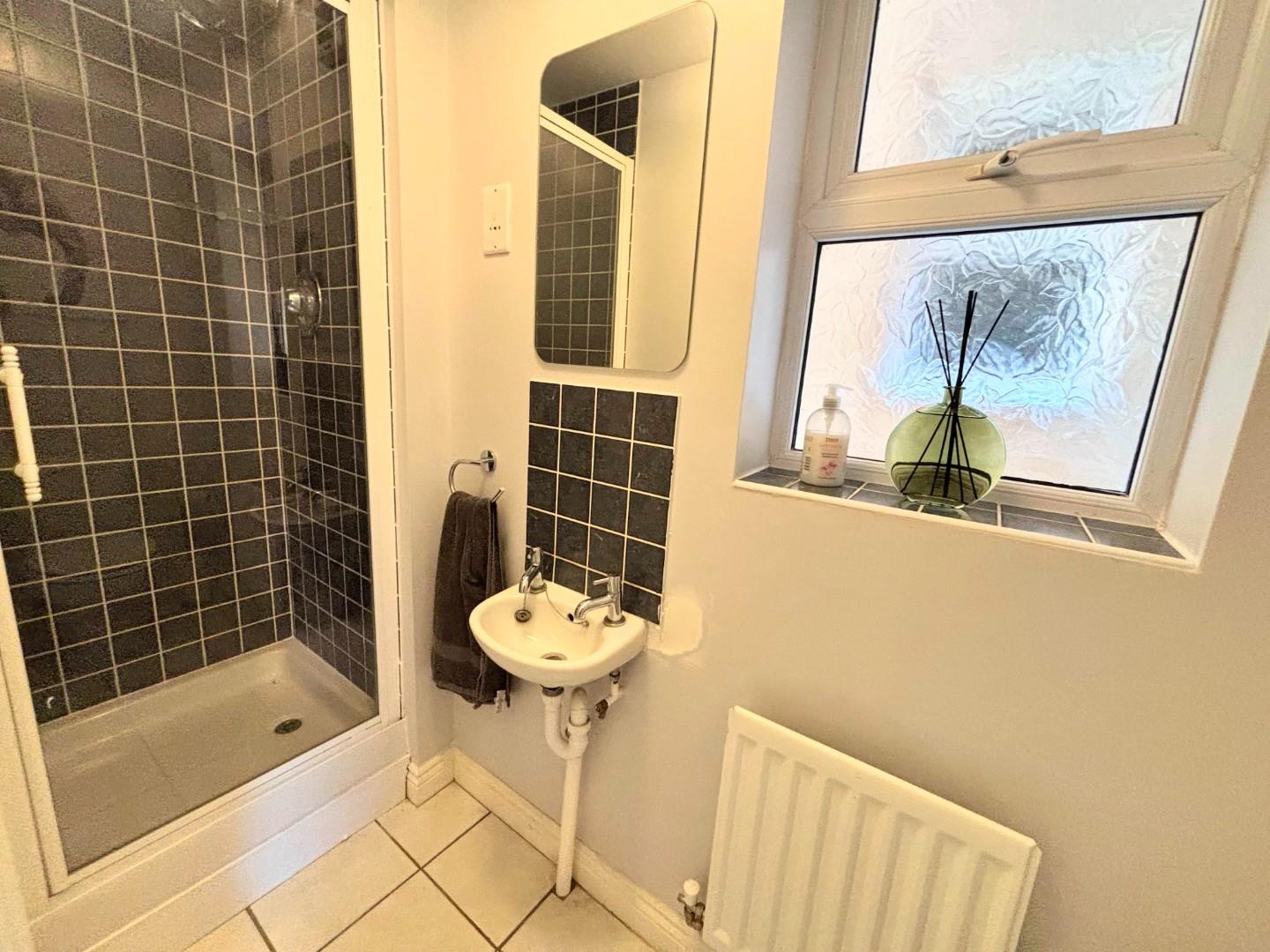 Finney Drive, Grange Park