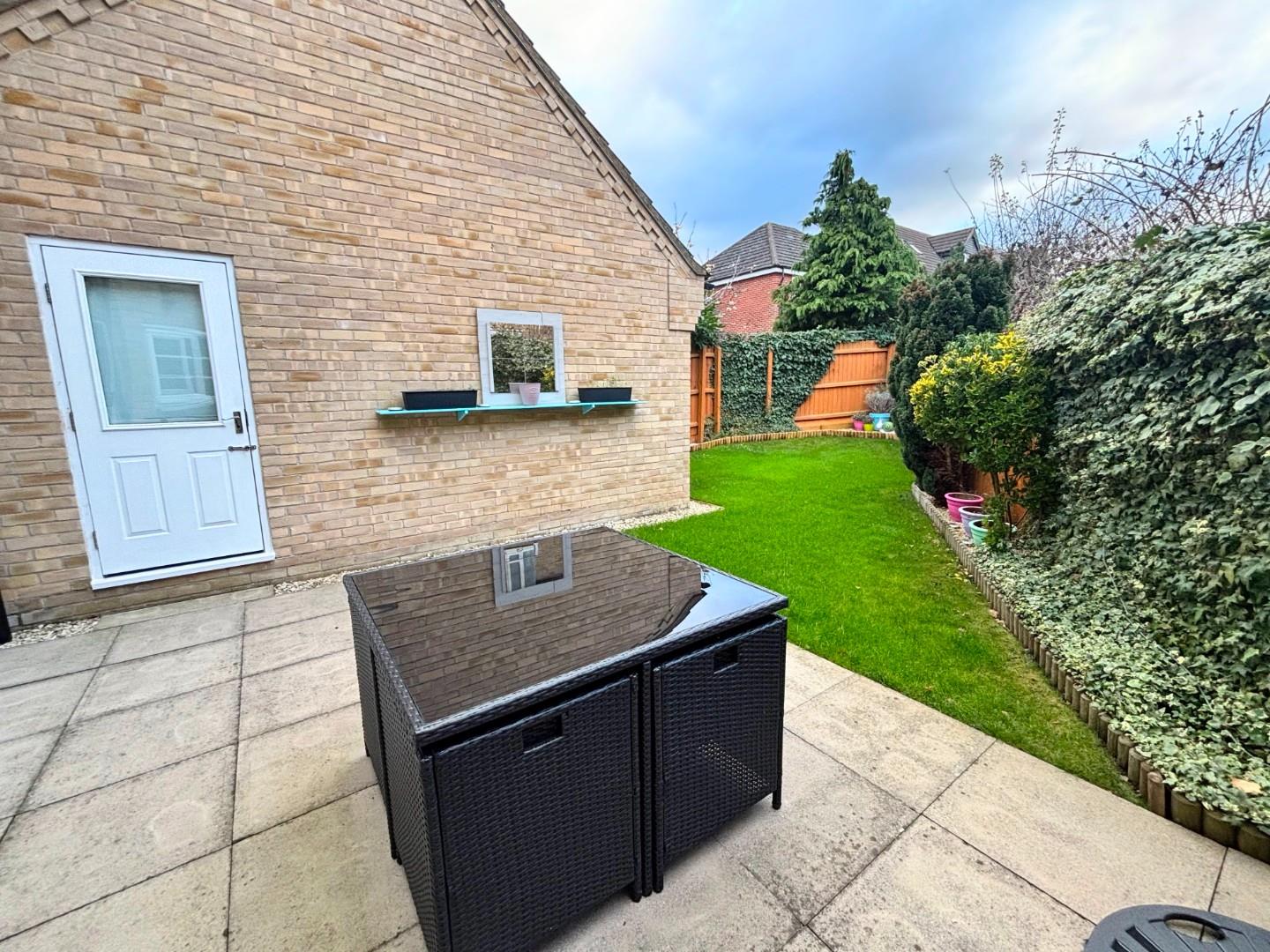 Harefield, Grange Park