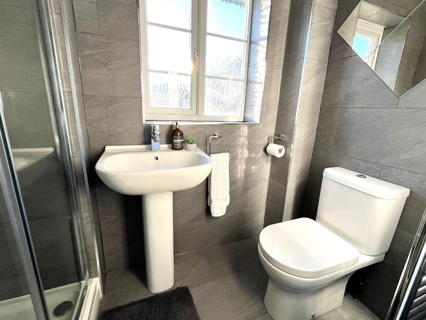 Harefield, Grange Park