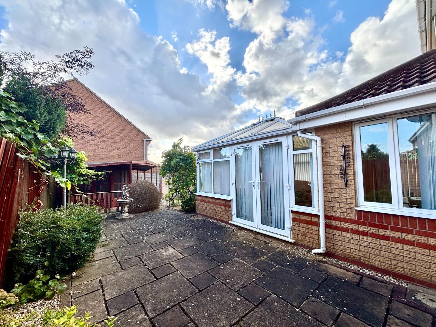 Cowbeck Close, Wootton Fields