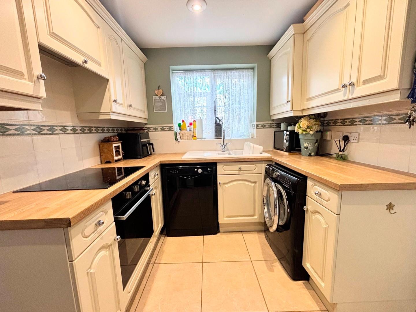 Dunnock Lane, Grange Park