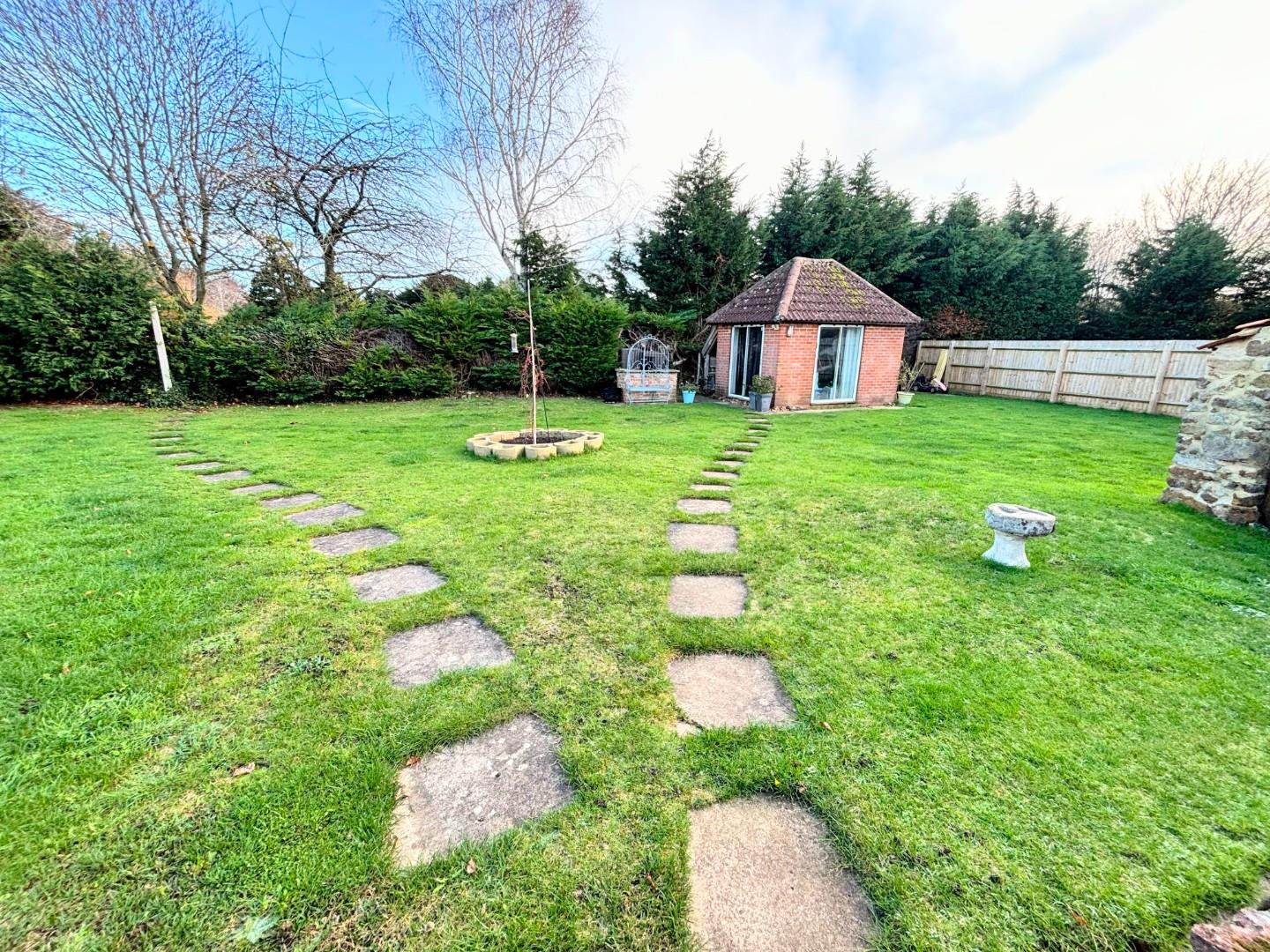 Lodge Road, Little Houghton