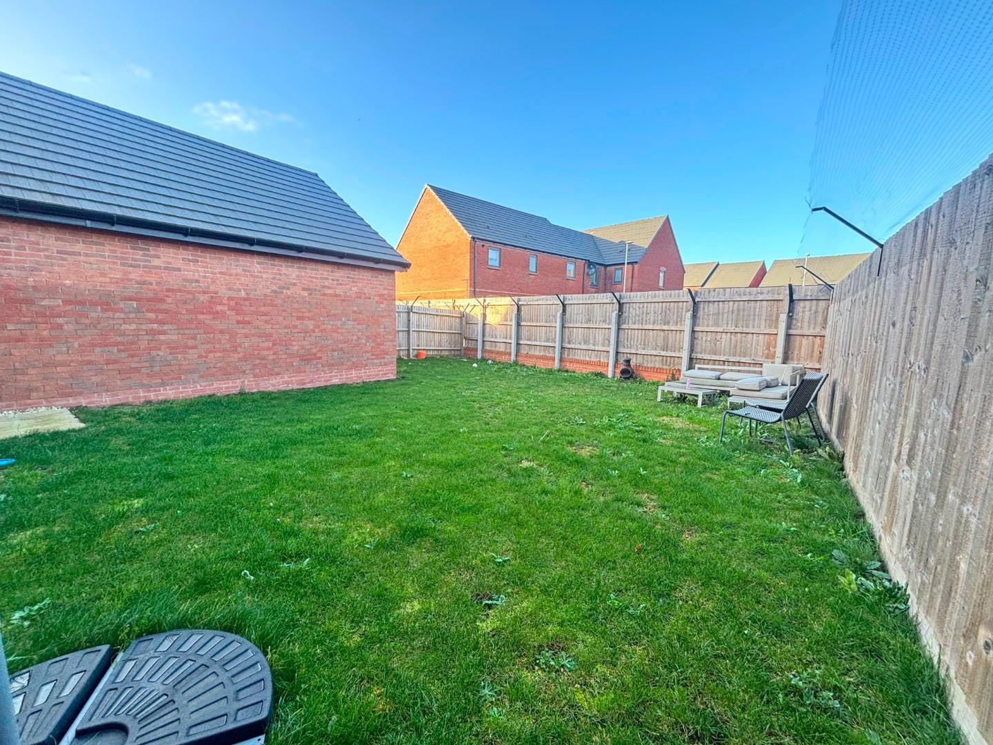 Silver Birch Road, Wootton