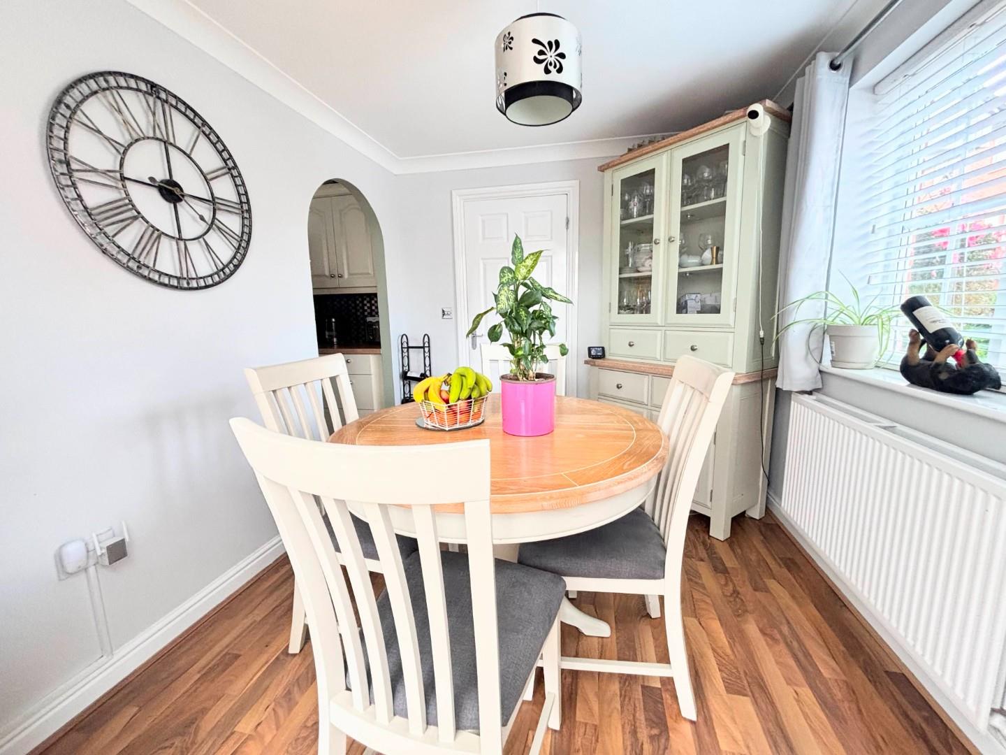 Dunnock Lane, Grange Park