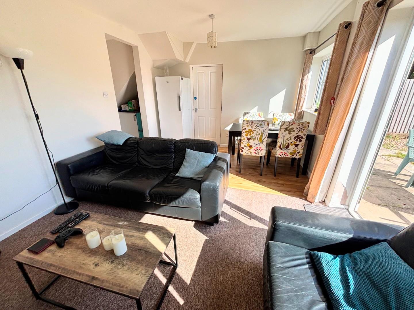 Berry Lane, Wootton Village