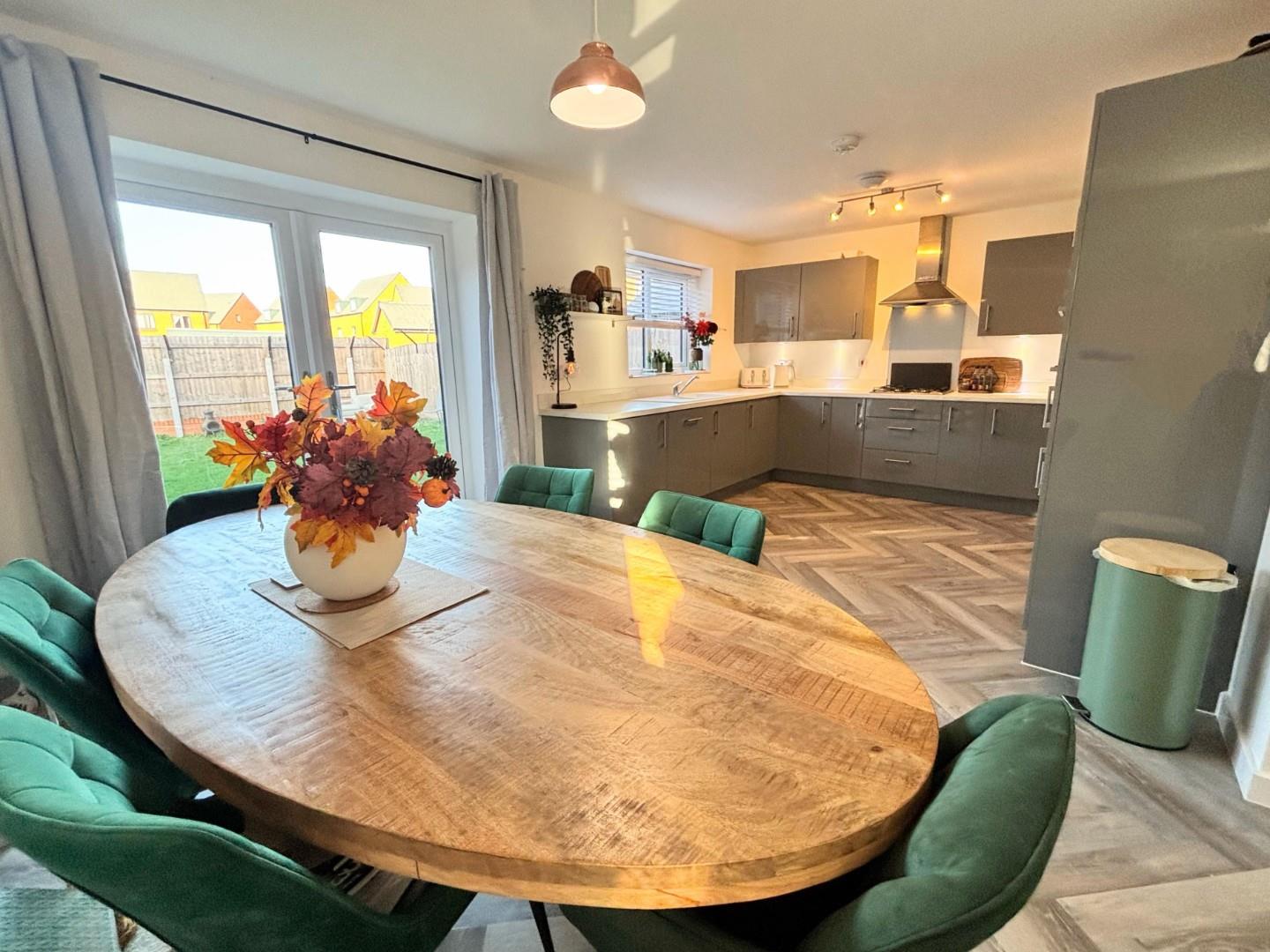 Silver Birch Road, Wootton