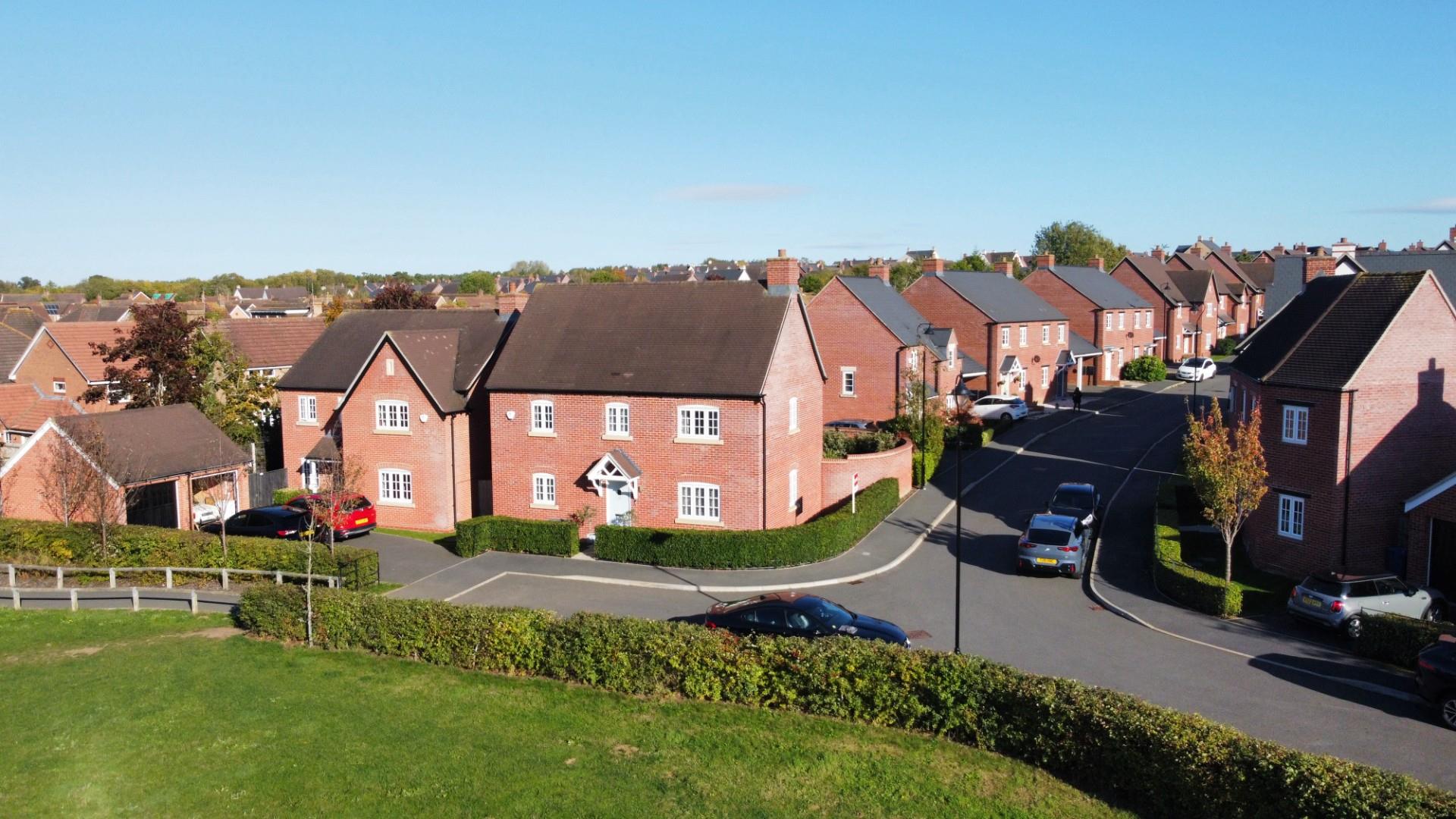 Clover Lane, Wootton Fields