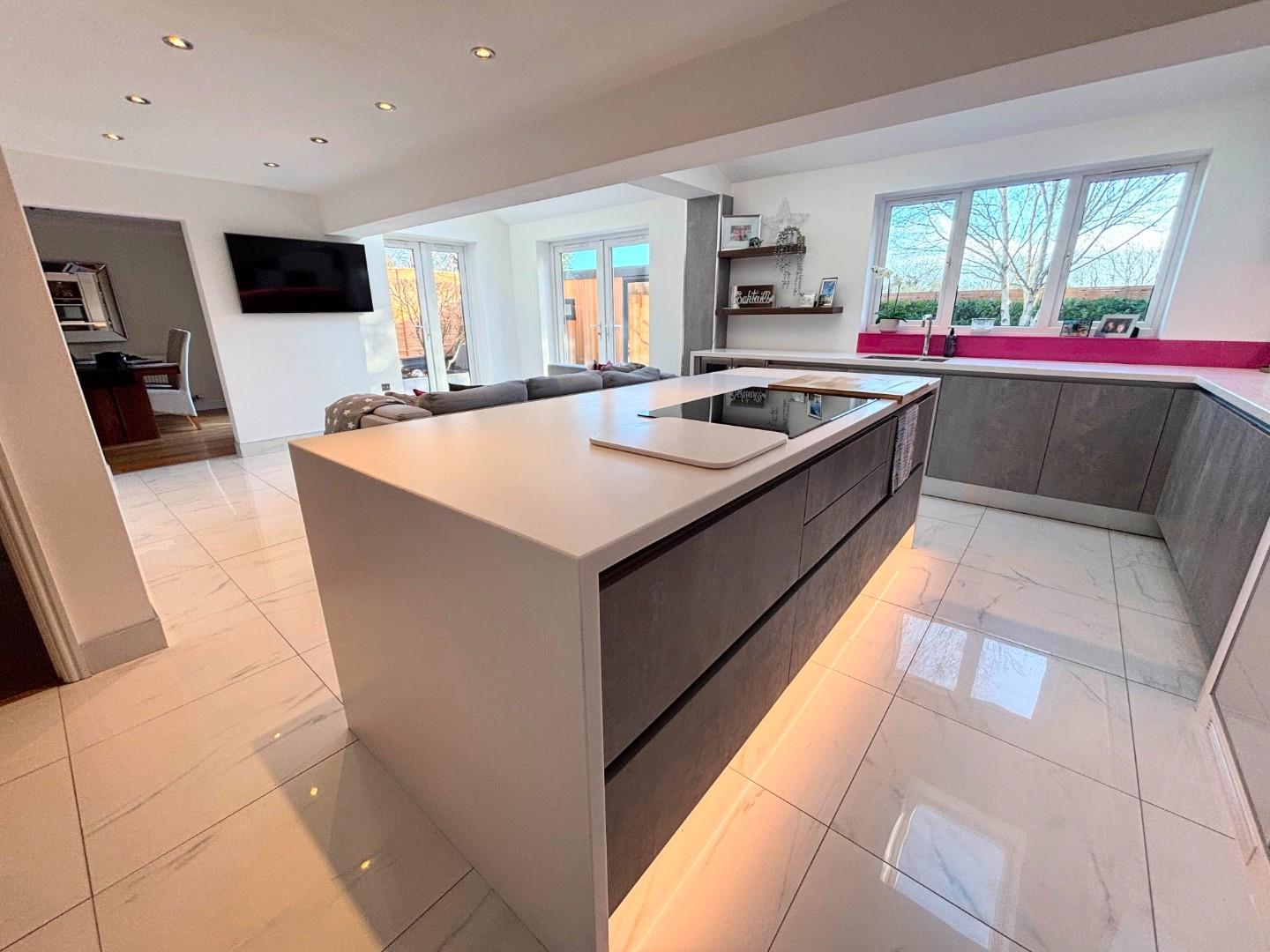 Spartan Close, Wootton Fields