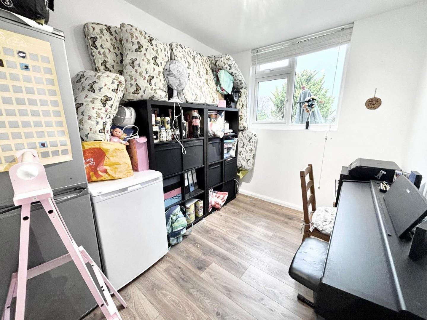 Windrush Road, Hardingstone