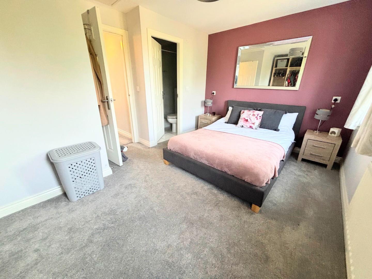 Finney Drive, Grange Park