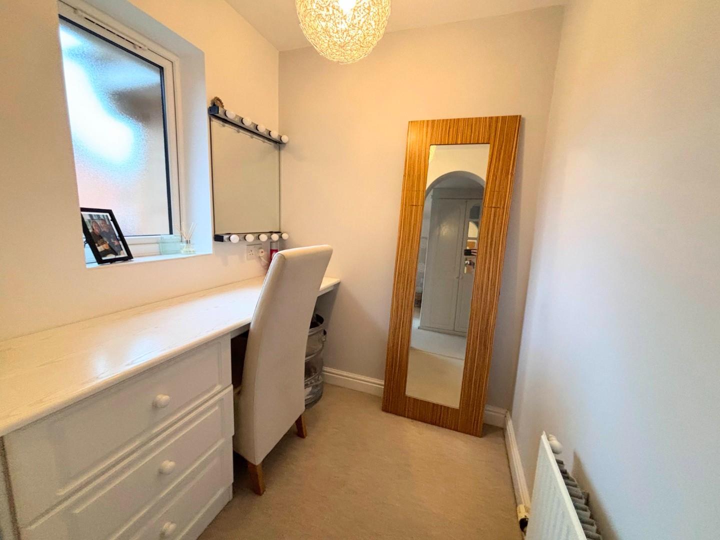 Spartan Close, Wootton Fields