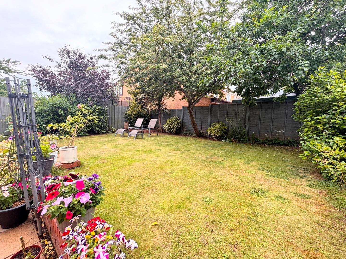 Lordswood Close, Wootton Fields