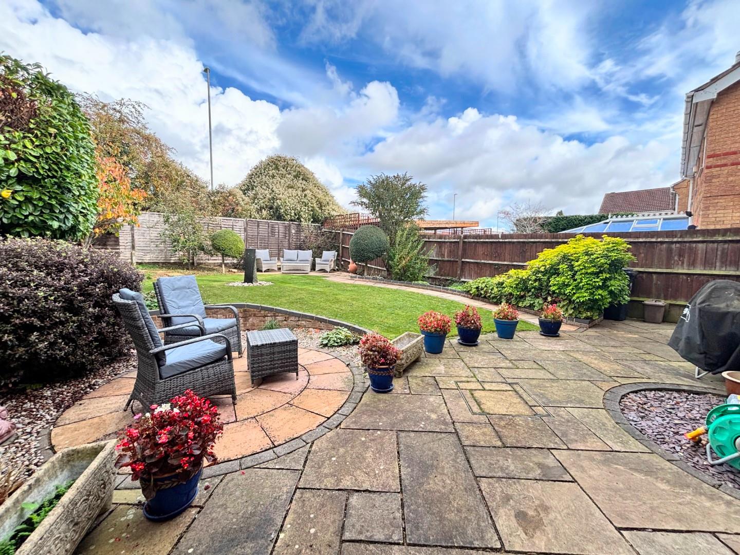 Curlbrook Close, Wootton Fields