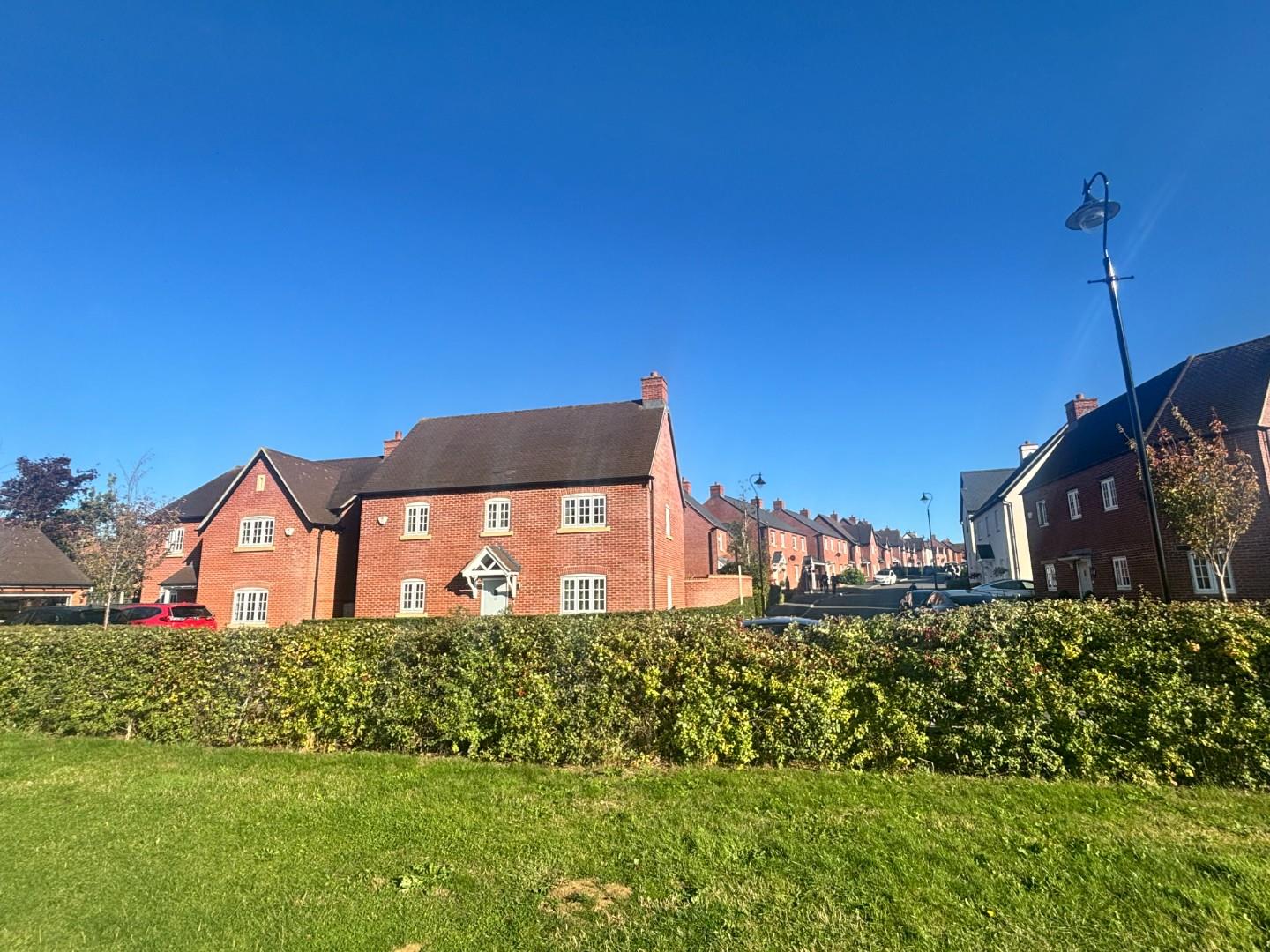 Clover Lane, Wootton Fields