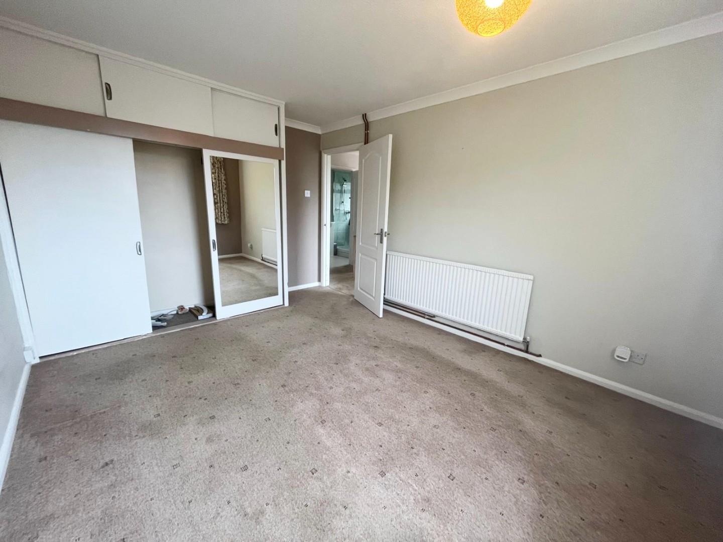 Barker Road, Earls Barton