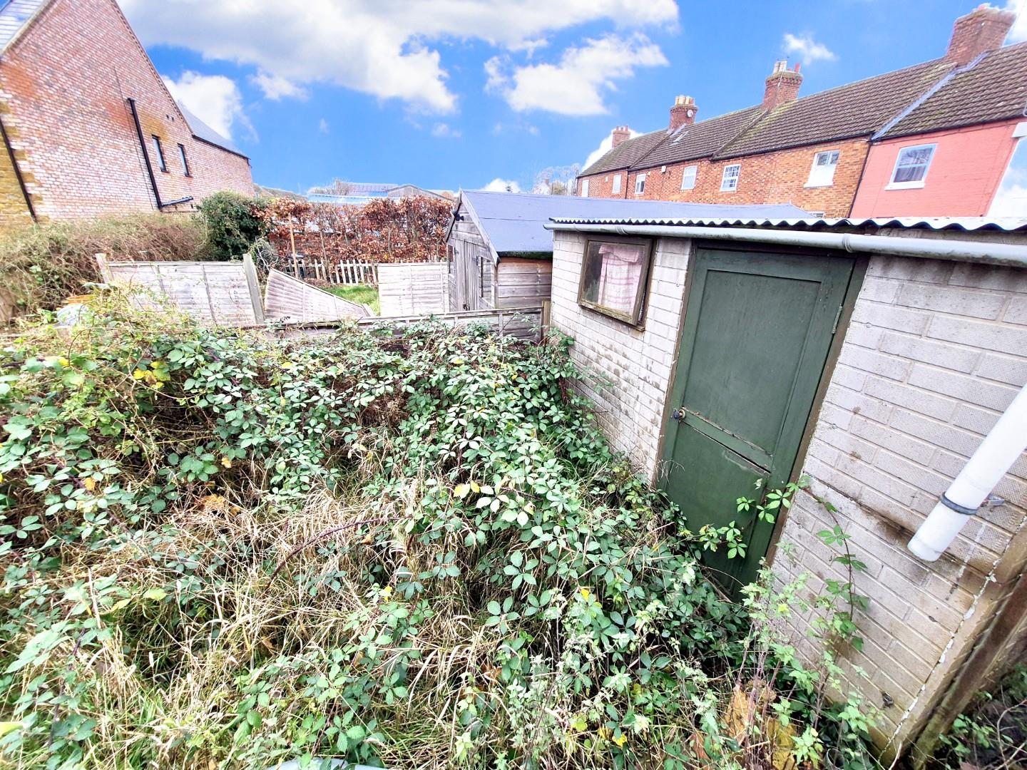 Tebbutts Yard, Earls Barton