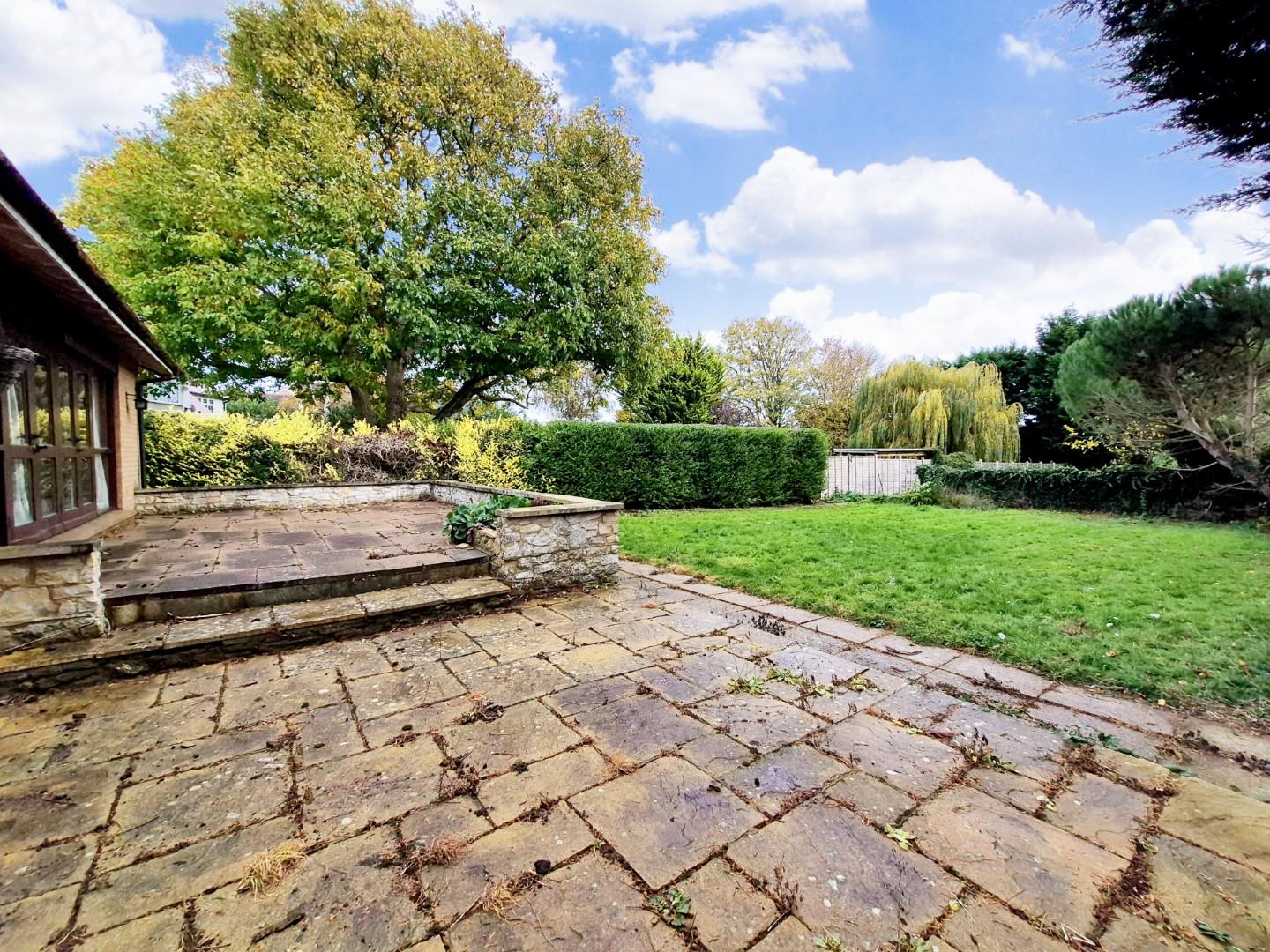 Doddington Road, Earls Barton