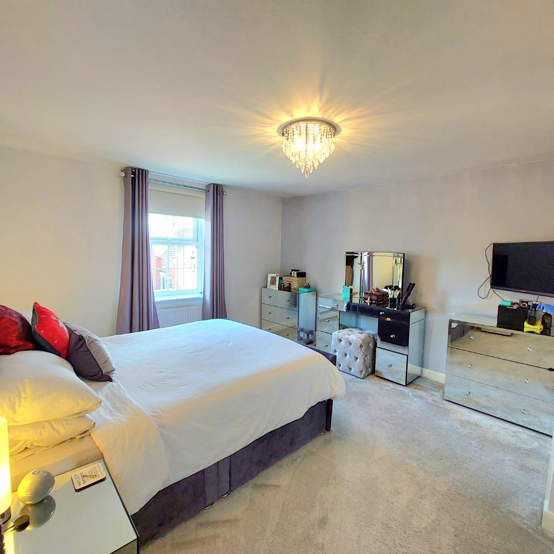 Chippenham Close, Wellingborough