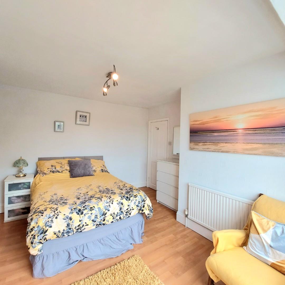 Northampton Road, Earls Barton