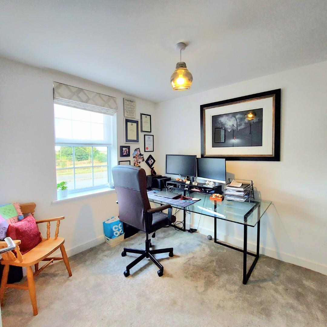 Line Way, Earls Barton