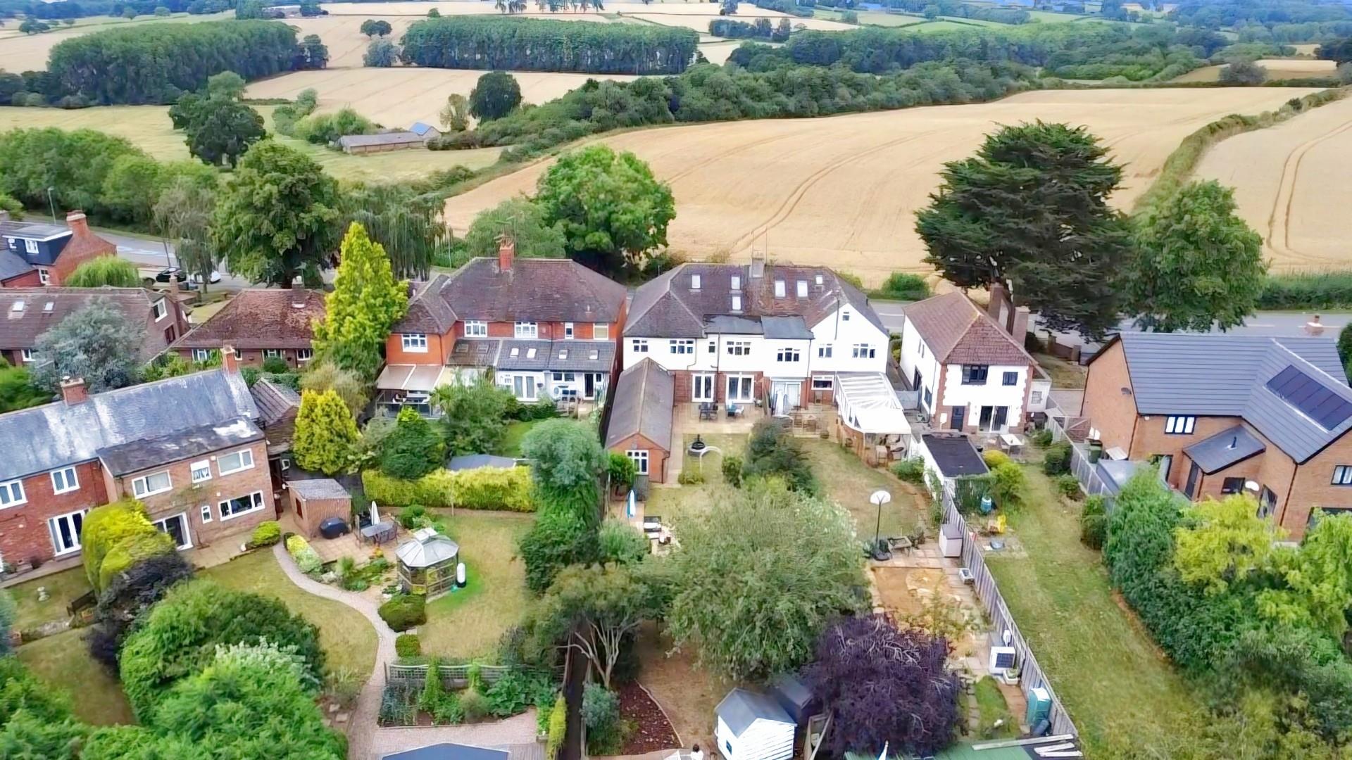 Northampton Road, Earls Barton