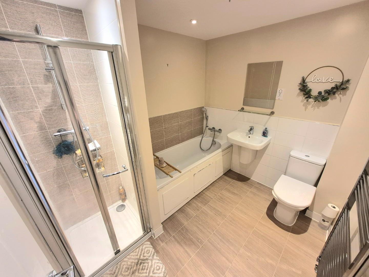 Holdenby Lane, Earls Barton