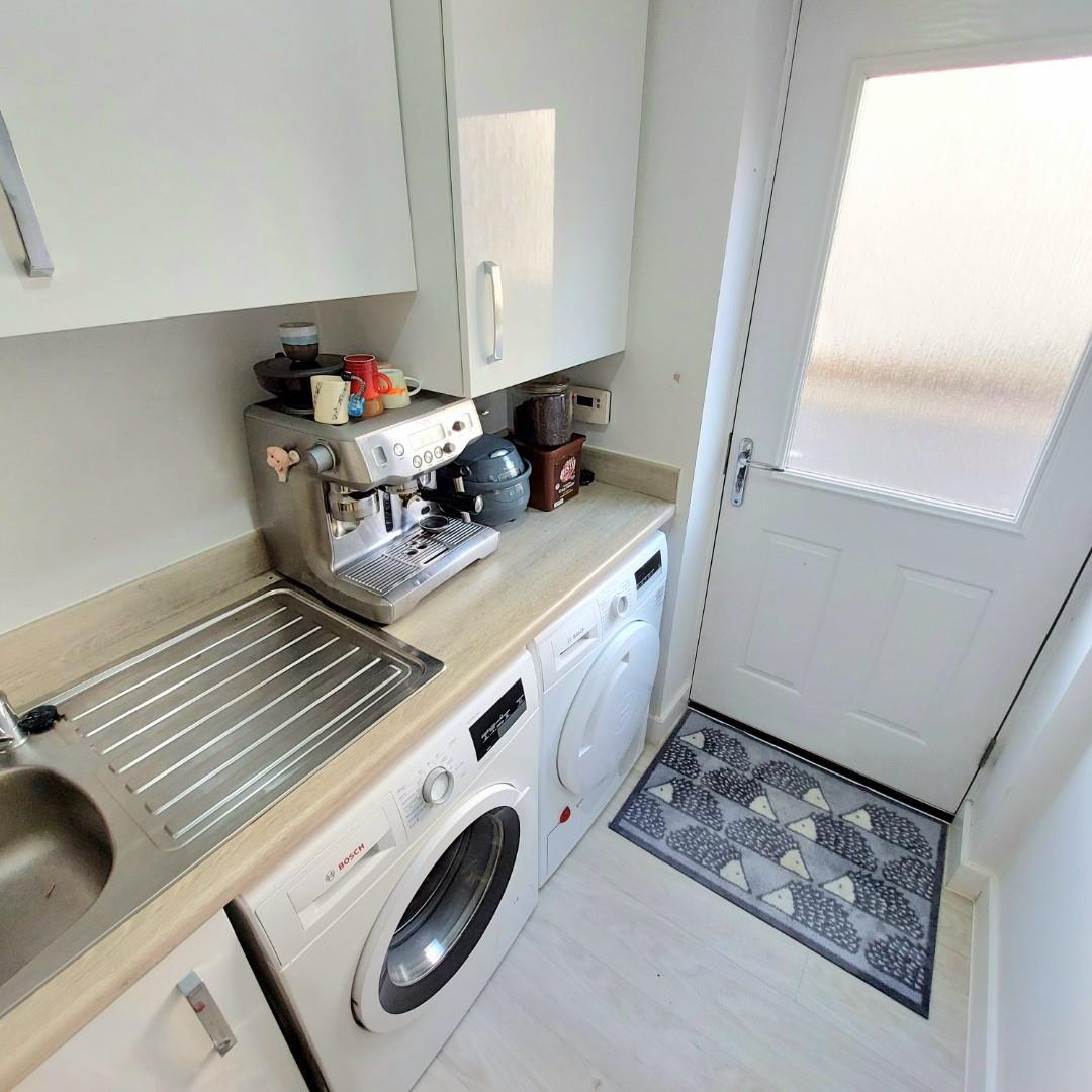 Line Way, Earls Barton