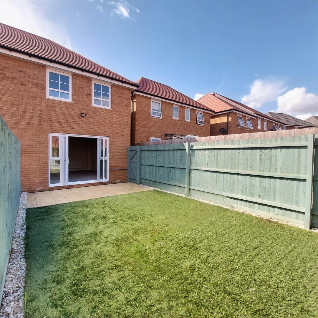 Mardell Way, Overstone