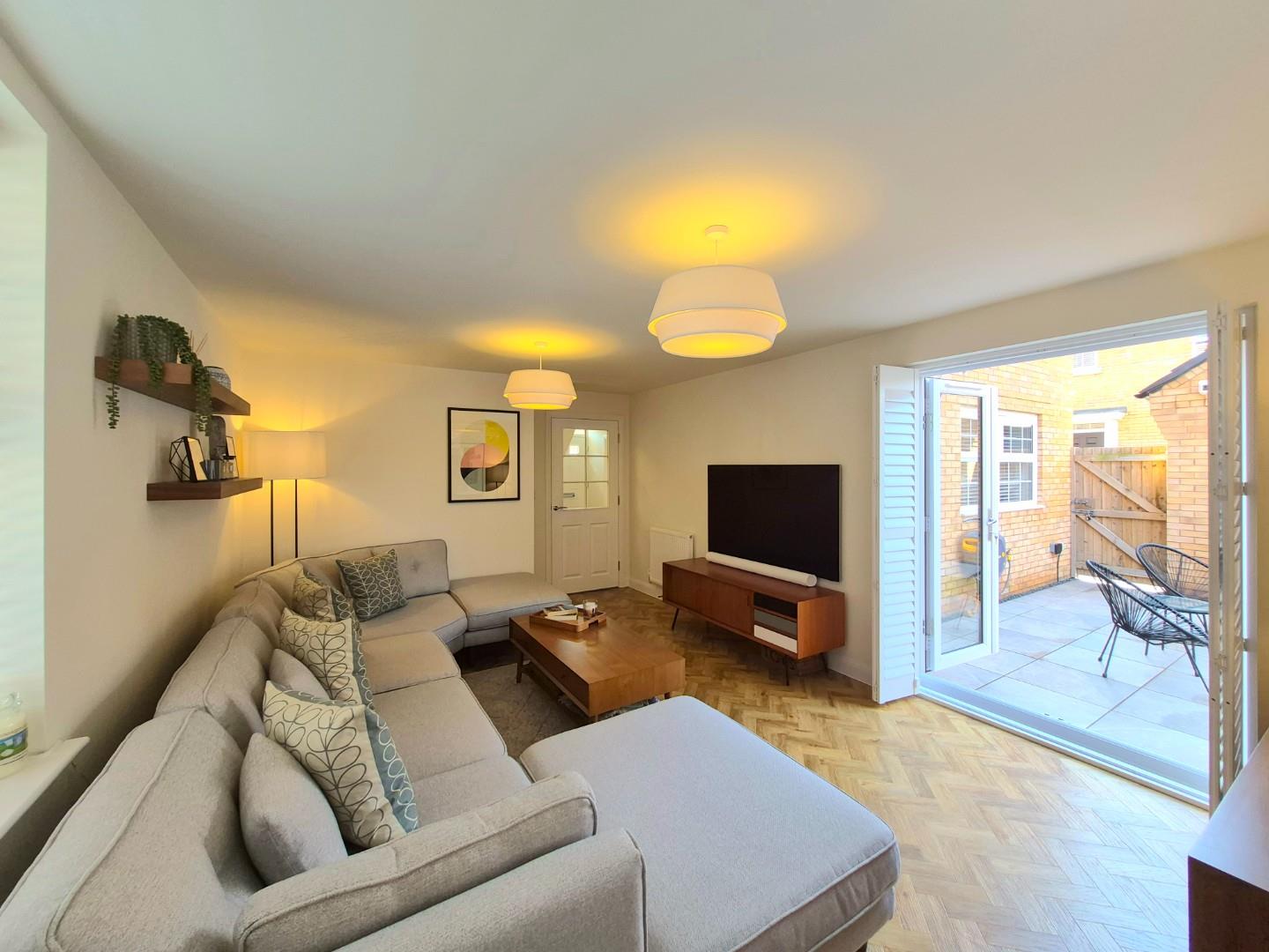 Golding Crescent, Earls Barton