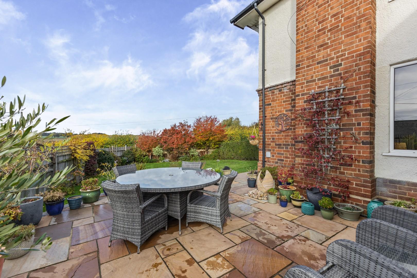 Aggate Way, Earls Barton