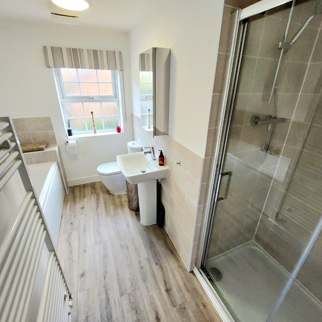 Line Way, Earls Barton