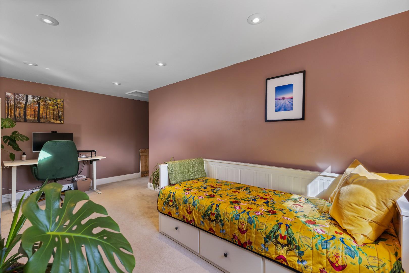 Aggate Way, Earls Barton