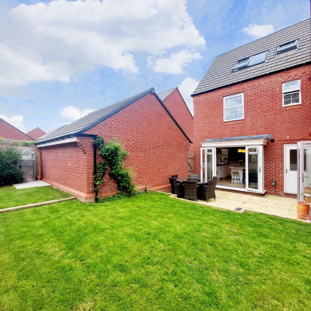 Sawford Close, Earls Barton
