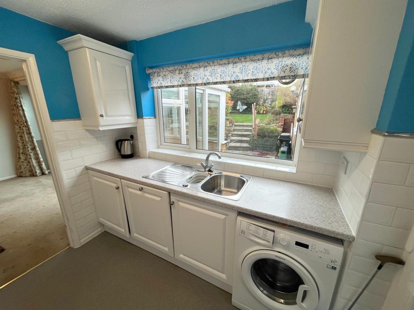 Barker Road, Earls Barton