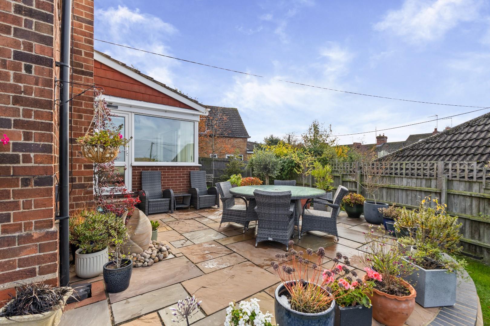 Aggate Way, Earls Barton