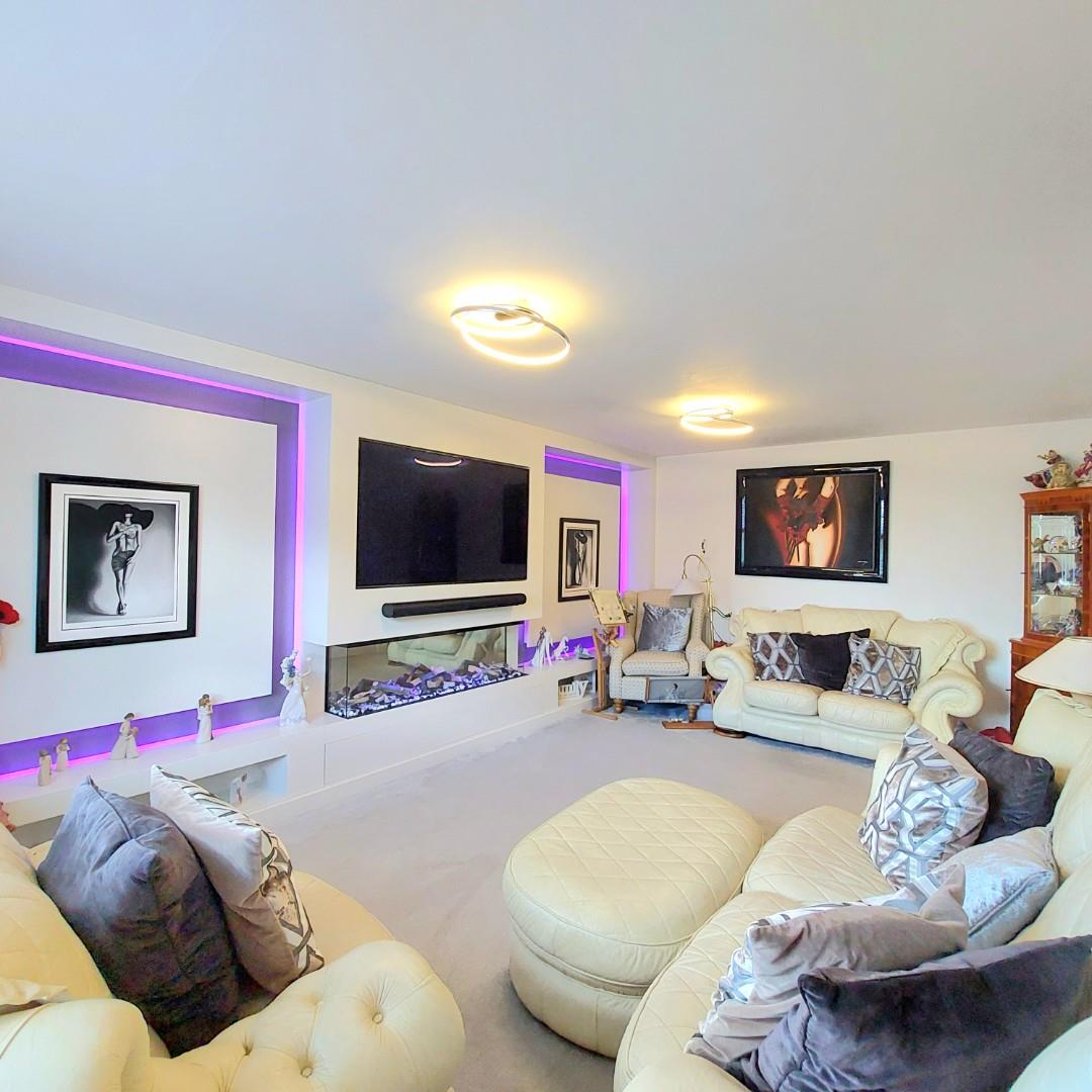 Chippenham Close, Wellingborough