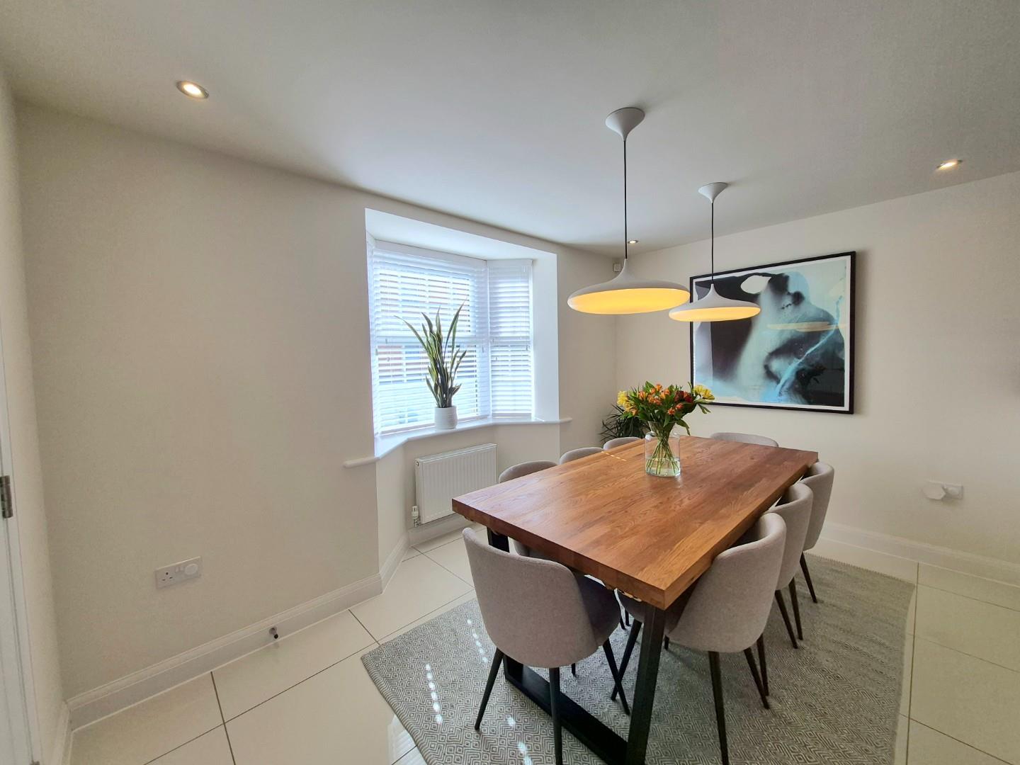 Golding Crescent, Earls Barton