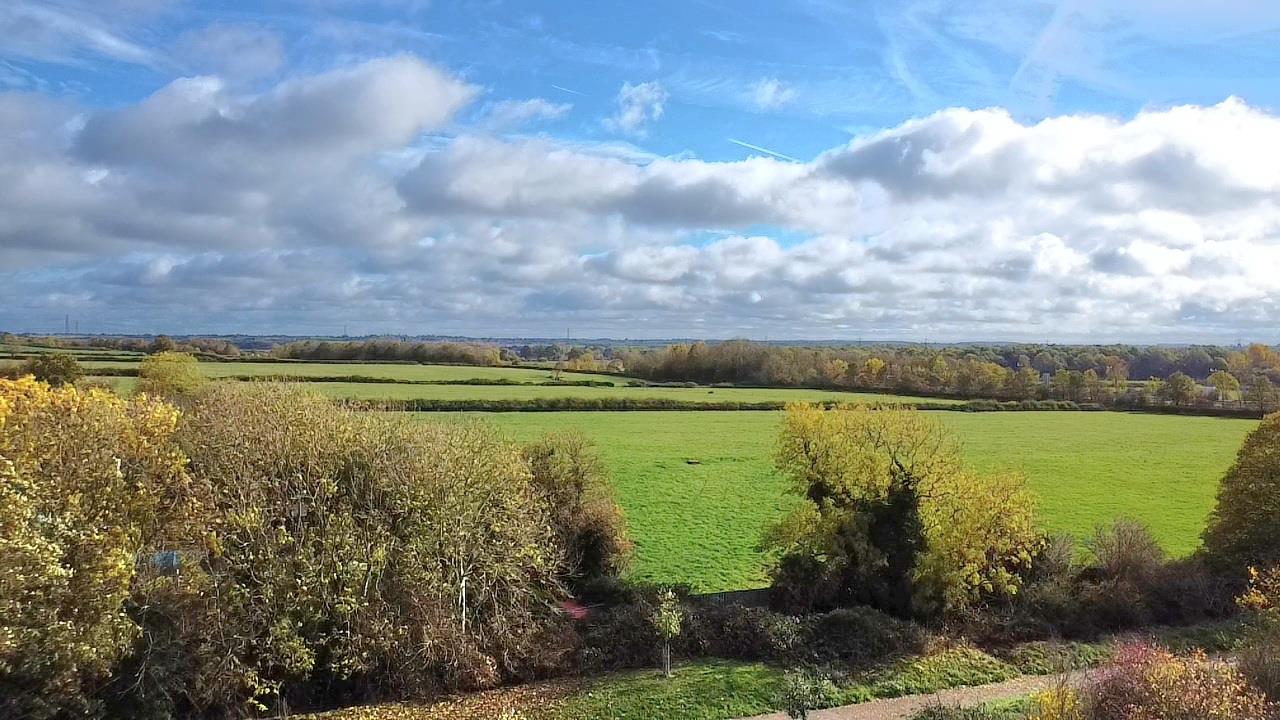 Holdenby Lane, Earls Barton