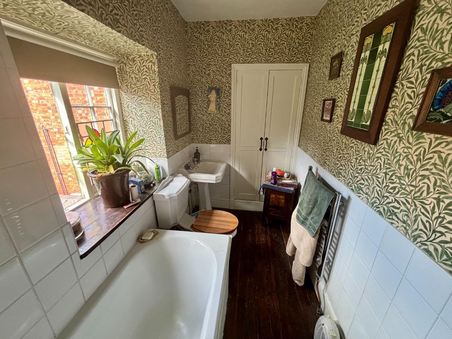 Church Street, Finedon