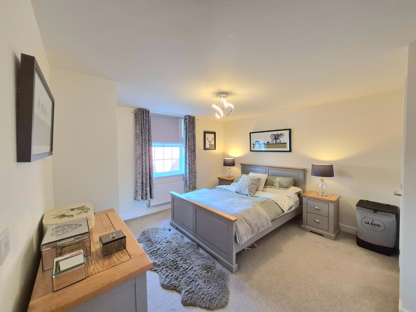 Garner Lane, Earls Barton