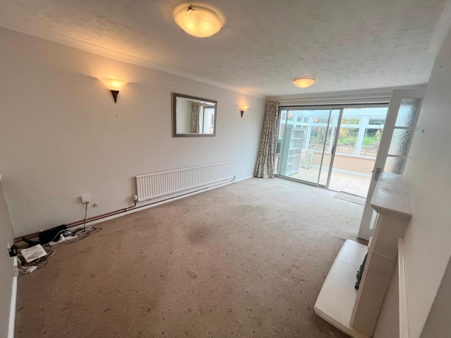 Barker Road, Earls Barton