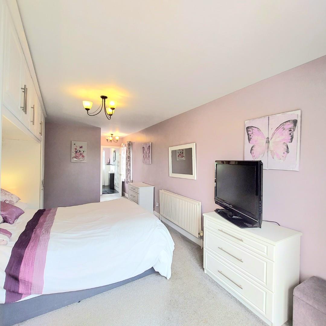 Northampton Road, Earls Barton