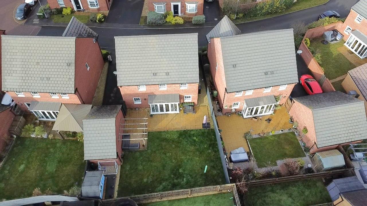 Garner Lane, Earls Barton