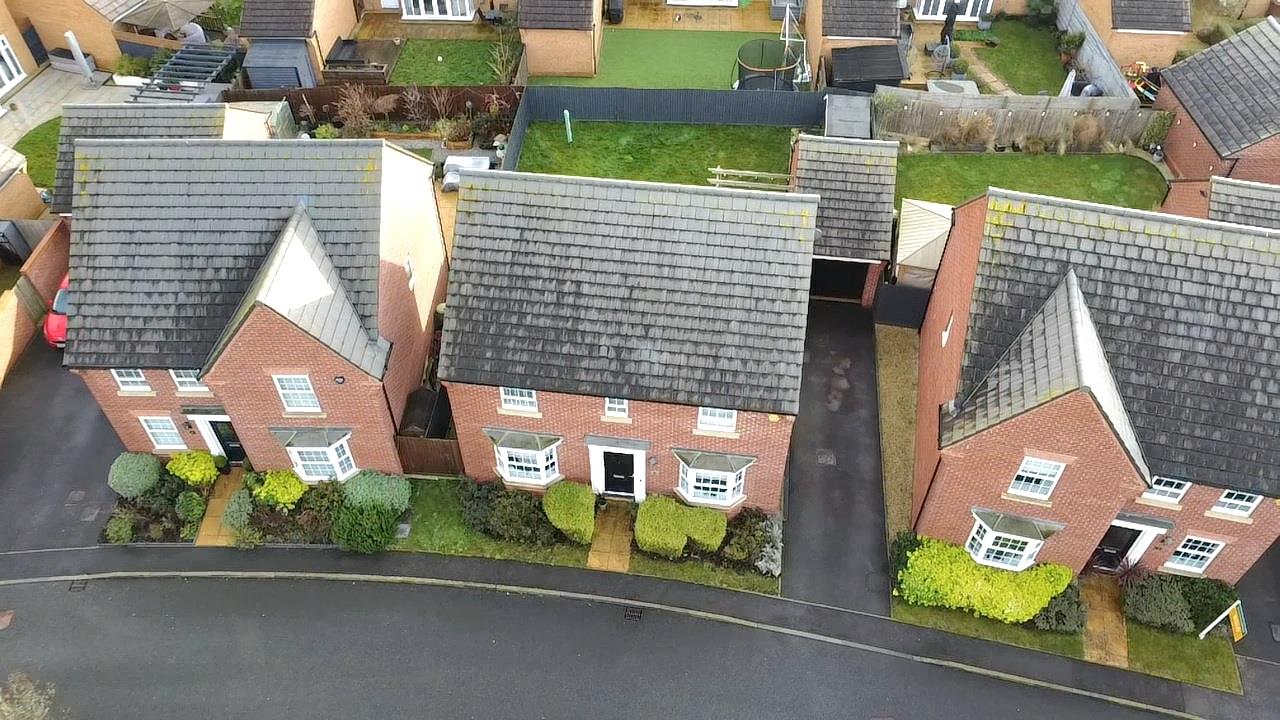 Garner Lane, Earls Barton