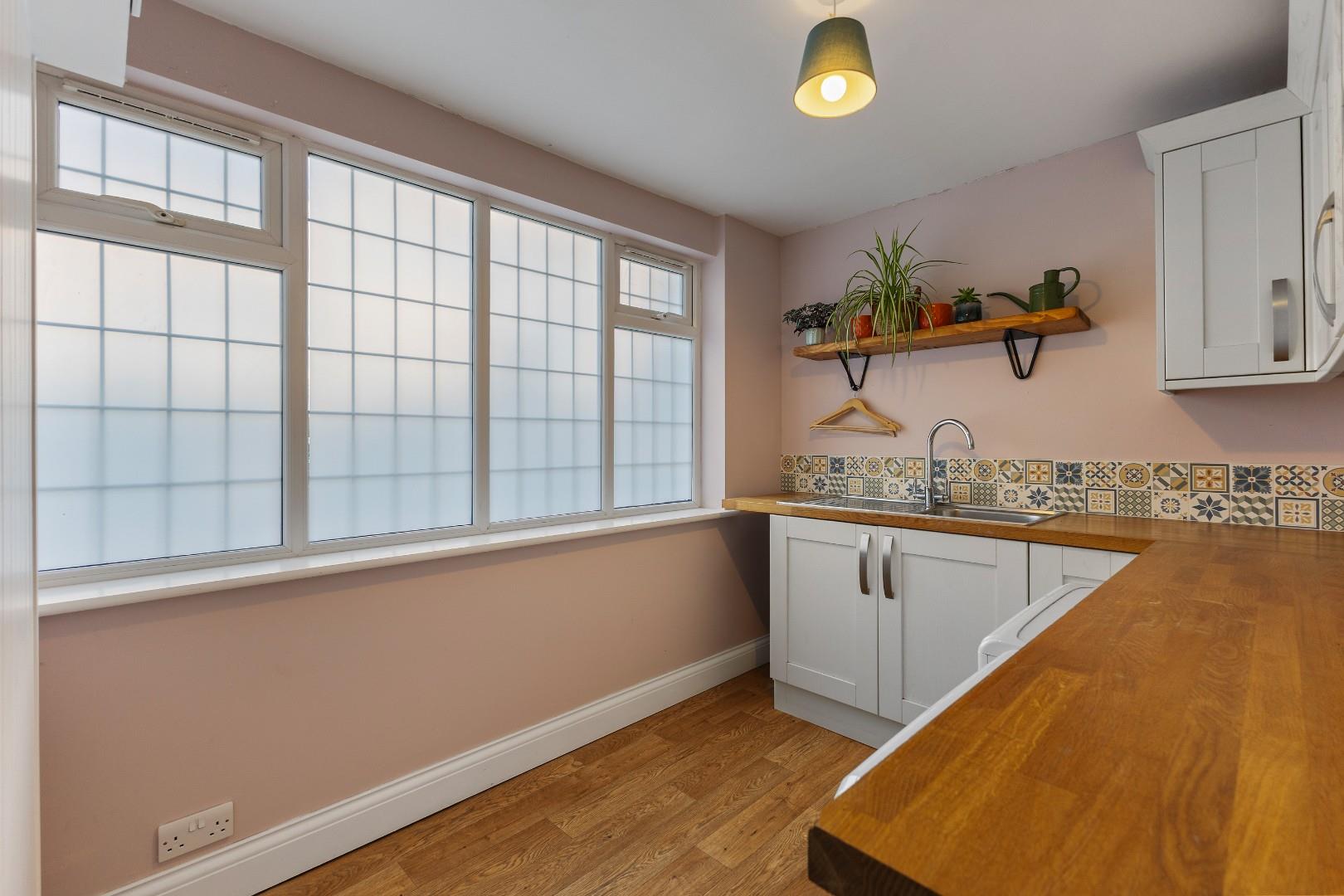 Aggate Way, Earls Barton