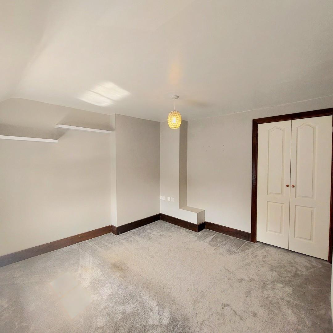 Tebbutts Yard, Earls Barton