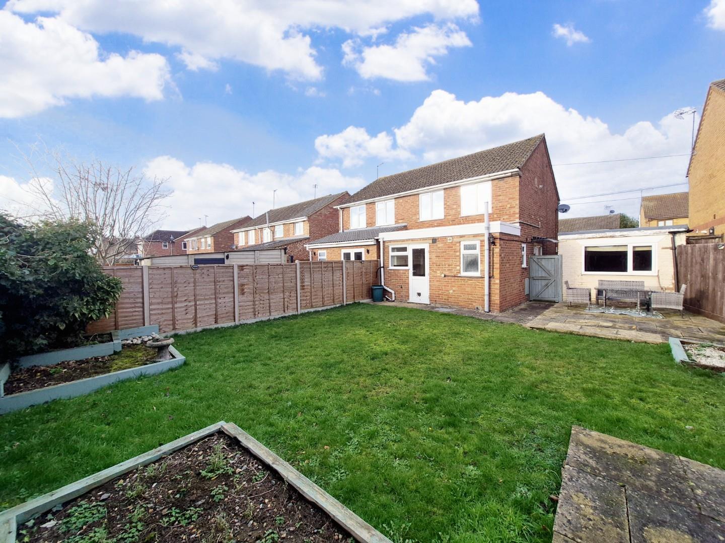 Elizabeth Way, Earls Barton